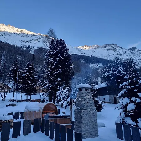 Polaris 1 002 Luxe & Lift 6 Pers Apartment Zinal