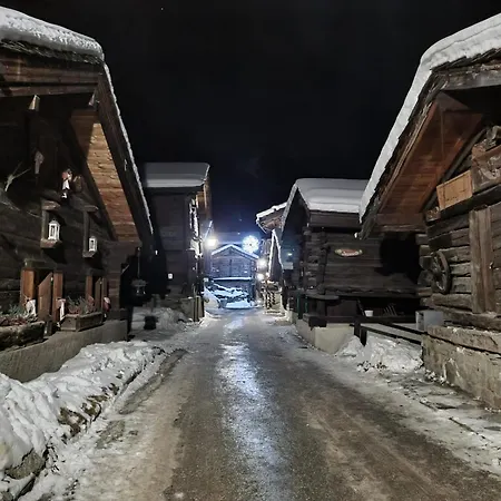 Polaris 1 002 Luxe & Lift 6 Pers アパート ジナル