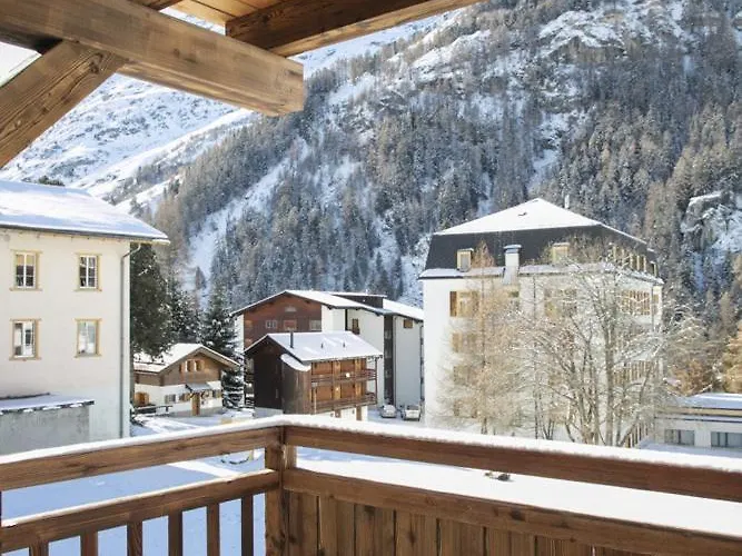 Polaris 1 002 Luxe & Lift 6 Pers Daire Zinal