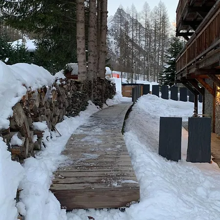 Polaris 1 002 Luxe & Lift 6 Pers * Zinal