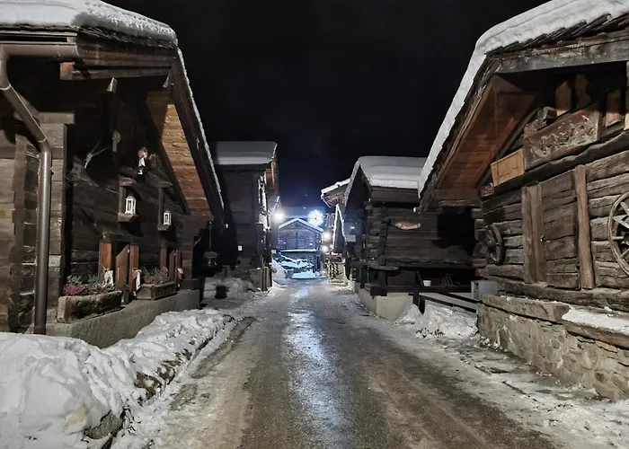 Polaris 1 002 Luxe & Lift 6 Pers Apartment Zinal